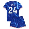 Virallinen pelipaita Chelsea James 24 Koti 2024-25 Lyhythihainen - Lasten ( + Lyhyet housut ) Virallinen pelipaita Chelsea James 24 Koti 2024-25 Lyhythihainen - Lasten ( + Lyhyet housut )
